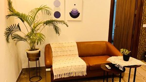 Furnished Amenities in 1 BHK Builder Floor at Sushant Lok I – for Rent