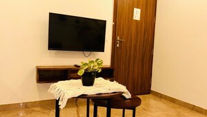 Bedroom in 1 BHK Builder Floor at Sushant Lok I – for Rent