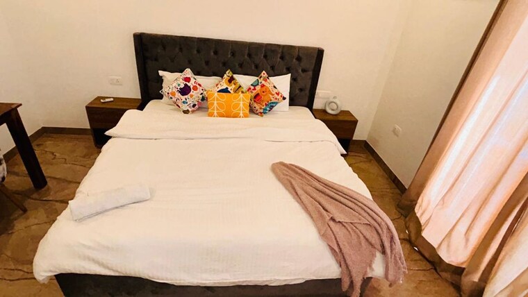 Bedroom, sushant lok i 1 Bedroom 895 Sq.Ft. Builder Floor In Sushant Lok I Gurgaon 10410616