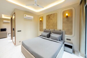 Team Area in 1 BHK Builder Floor at Sushant Lok I – for Rent