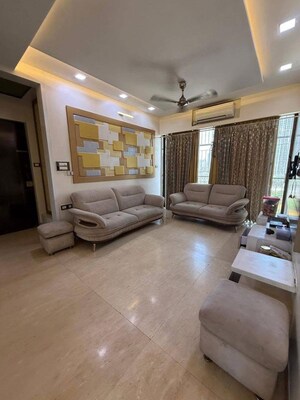 Living Room in 2 BHK Apartment at Hiranandani Meadows, Manpada – for Rent
