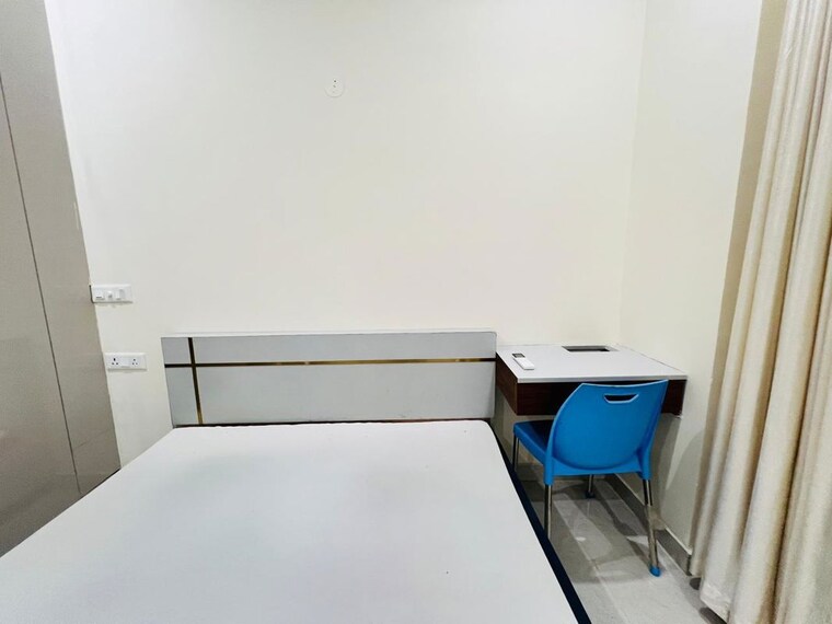 undefined, sector 43 2 Bedroom 1300 Sq.Ft. Builder Floor In Sector 43 Gurgaon 10410643