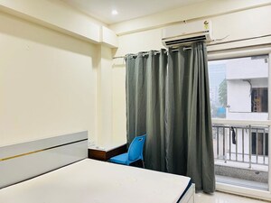 Living Room in 2 BHK Builder Floor at Sector 43 – for Rent