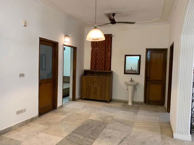 Room, c block surya nagar 3 Bedroom 1800 Sq.Ft. Builder Floor In C Block Surya Nagar Ghaziabad 10410649