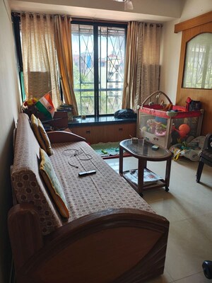 Team Area in 3 BHK Apartment at RNA NG Suncity Phase II, Kandivali East – for Rent