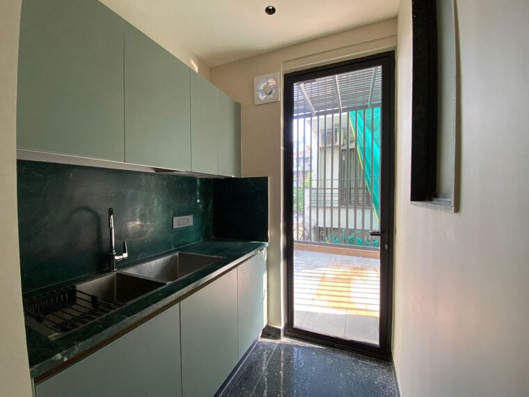 Kitchen, dlf phase ii 4 Bedroom 2800 Sq.Ft. Builder Floor In Dlf Phase ii Gurgaon 10410650