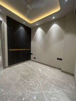3 BHK + Servant Room Builder Floor For Sale in Safdarjung Enclave