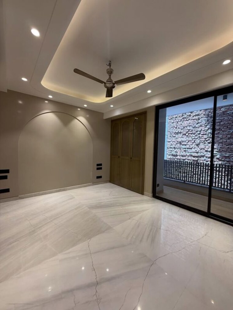 Room, greater kailash ii 4 Bedroom 4500 Sq.Ft. Builder Floor In Greater Kailash ii Delhi 10410589