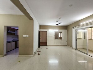 Room in 2 BHK Apartment at CLPD Suncity Apartments, Sarjapur Road – for Rent