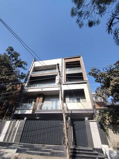 1 BHK Builder Floor For Rent in DLF City Phase 3
