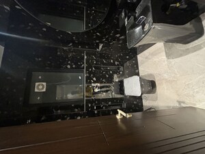 Parking in 3 BHK Builder Floor at Uday Park – for Sale