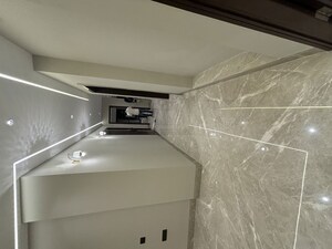 Furnished Amenities in 3 BHK Builder Floor at Uday Park – for Sale