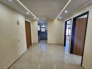 Room in 2 BHK Apartment at Chattarpur – for Rent