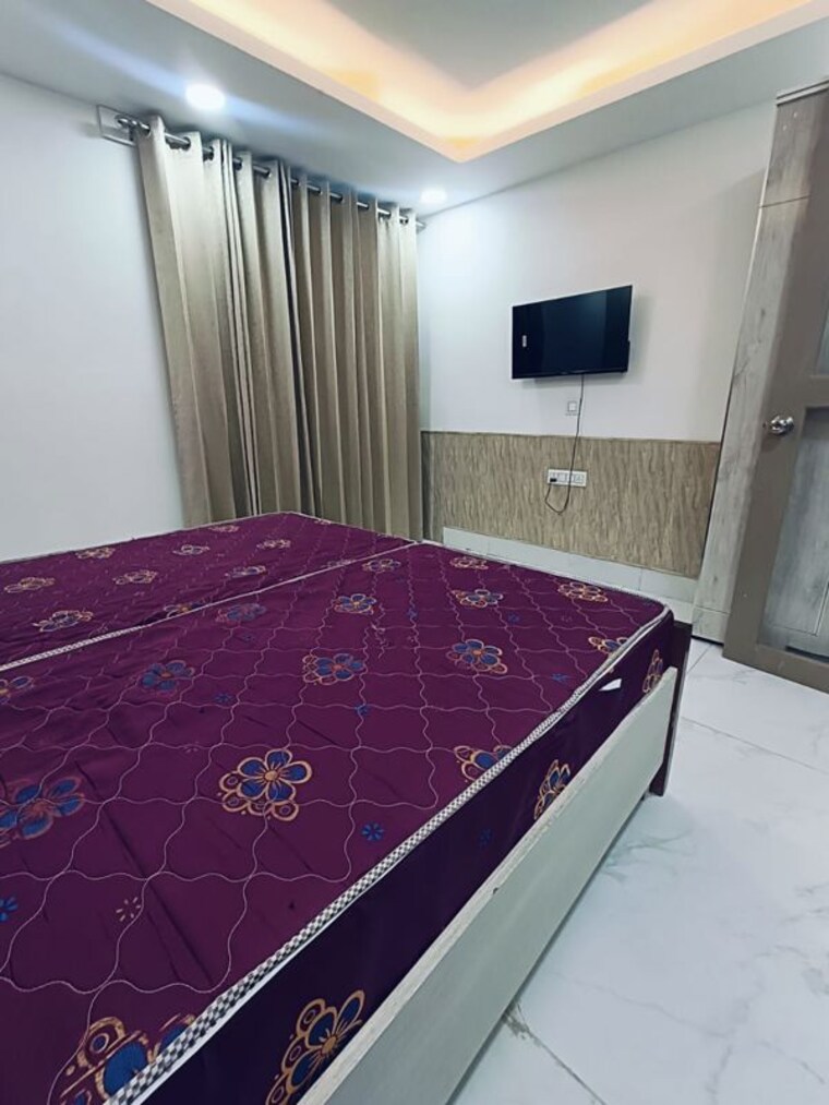 Bedroom, dlf city phase 3 1 Bedroom 850 Sq.Ft. Builder Floor In Dlf City Phase 3 Gurgaon 10410717