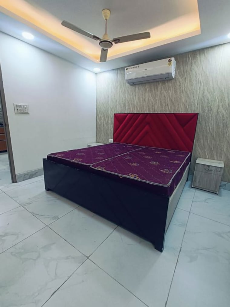 Bedroom, dlf city phase 3 1 Bedroom 850 Sq.Ft. Builder Floor In Dlf City Phase 3 Gurgaon 10410717