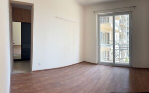 Room in 4 BHK Apartment at Vatika Sovereign Park, Sector 99 – for Rent