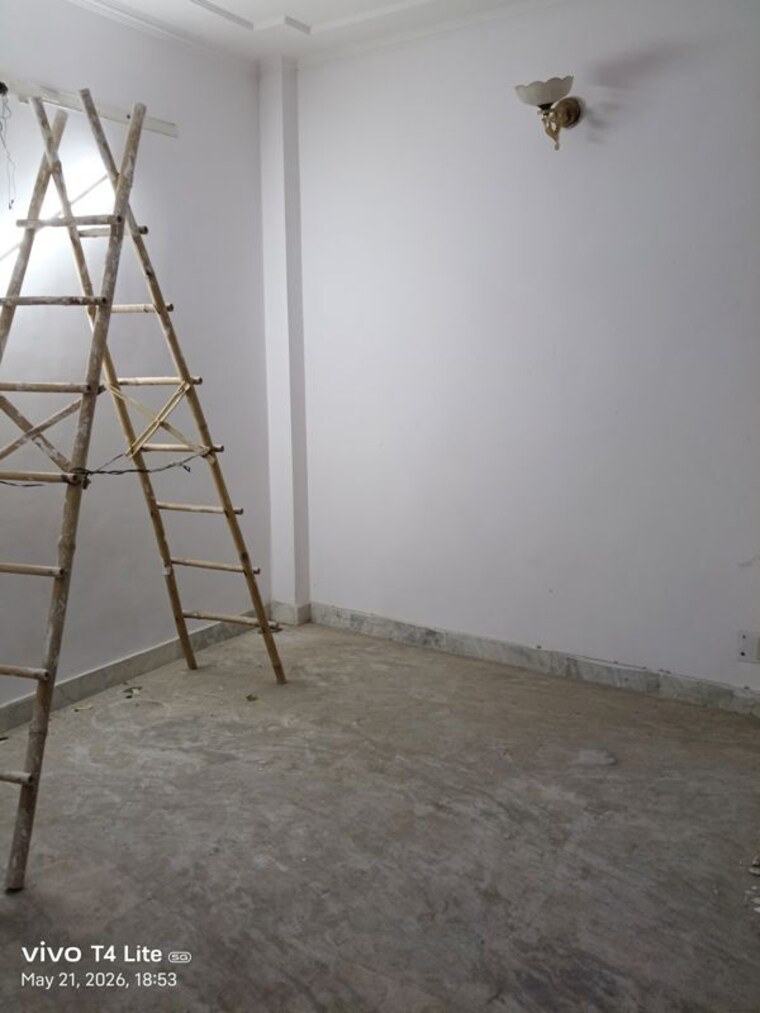 Room, panchsheel vihar 2 Bedroom 70 Sq.Yd. Builder Floor In Panchsheel Vihar Delhi 10391242