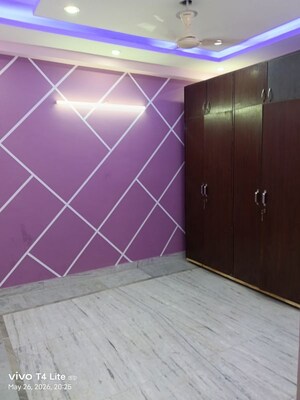Room in 2 BHK Builder Floor at Panchsheel Vihar – for Rent