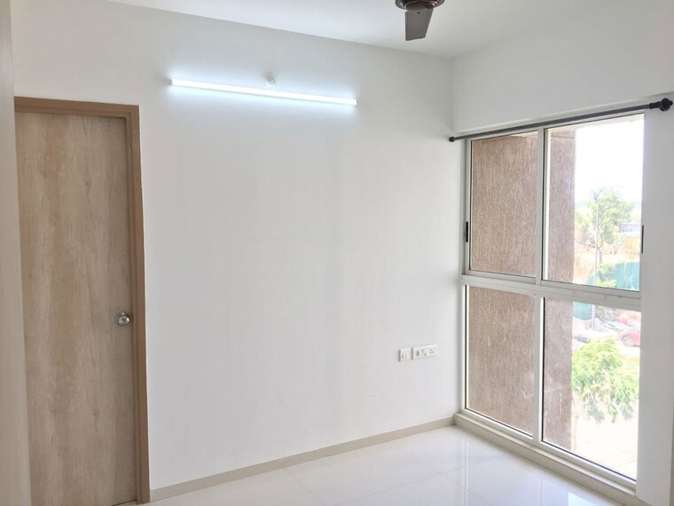 Room, lodha-upper-thane 1 Bedroom 450 Sq.Ft. Apartment In Anjur Thane 10410749