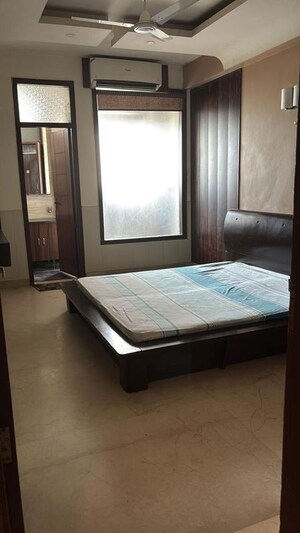 Bedroom in 1 BHK Apartment at Sector 42 – for Rent