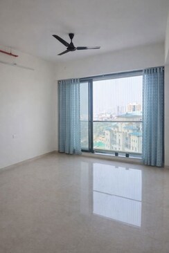 3.5 BHK + Servant Room Apartment For Rent in Dosti Eastern Bay