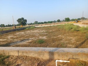  Plot For Sale in Alamgir