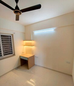 3 BHK Apartment For Rent in DSR Green Waters