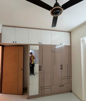 Furnished Amenities in 3 BHK Apartment at DSR Green Waters, Gunjur – for Rent
