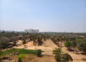 Plot Area in 3 BHK Apartment at DSR Green Waters, Gunjur – for Rent