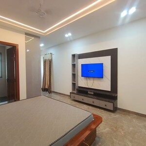 Room in 1 BHK Builder Floor at Sector 46 – for Rent