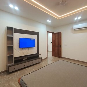 Room in 1 BHK Builder Floor at Sector 46 – for Rent