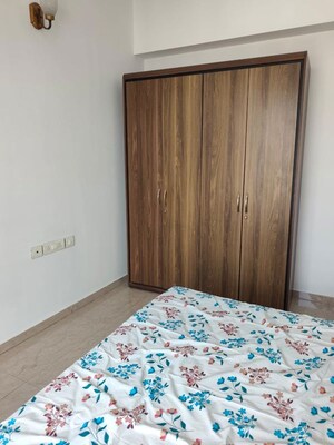 Bedroom in 2 BHK Apartment at JP Decks, Goregaon East – for Rent