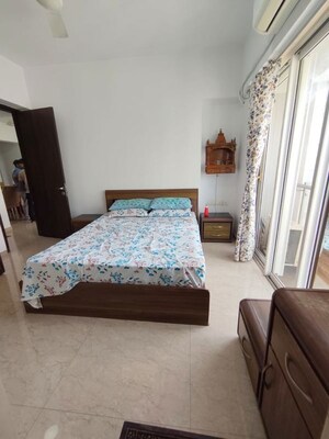 Bedroom in 2 BHK Apartment at JP Decks, Goregaon East – for Rent