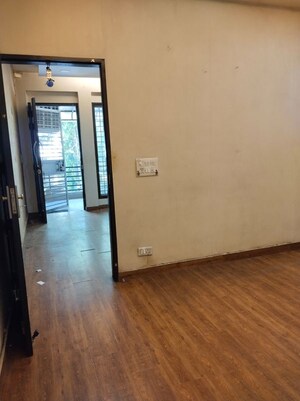 Room in 2 BHK Builder Floor at Malviya Nagar – for Rent