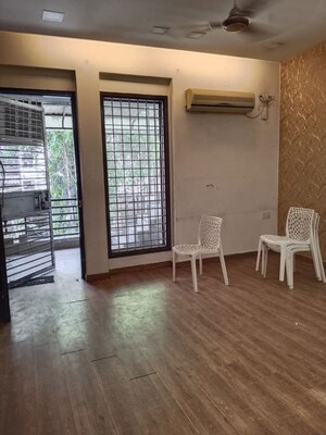 Room in 2 BHK Builder Floor at Malviya Nagar – for Rent