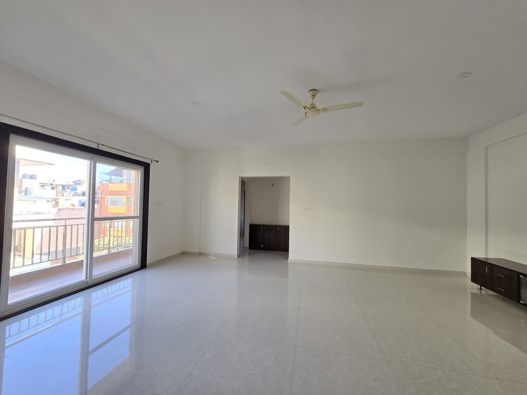 2 BHK Apartment For Rent in Halasuru