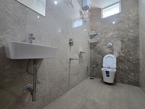 Bathroom in 2 BHK Apartment at Halasuru – for Rent