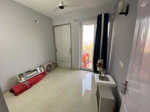 Furnished Amenities in 2 BHK Apartment at Supertech Hues, Sector 68 – for Sale