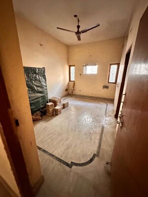  Office Space – Exterior View View at Gomti Nagar - for Rent
