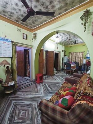 Living Room in 6 BHK Independent House at Behala – for Sale