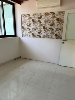  Office Space For Rent in Mahim West