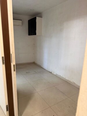 Room in  Office Space at Mahim West – for Rent