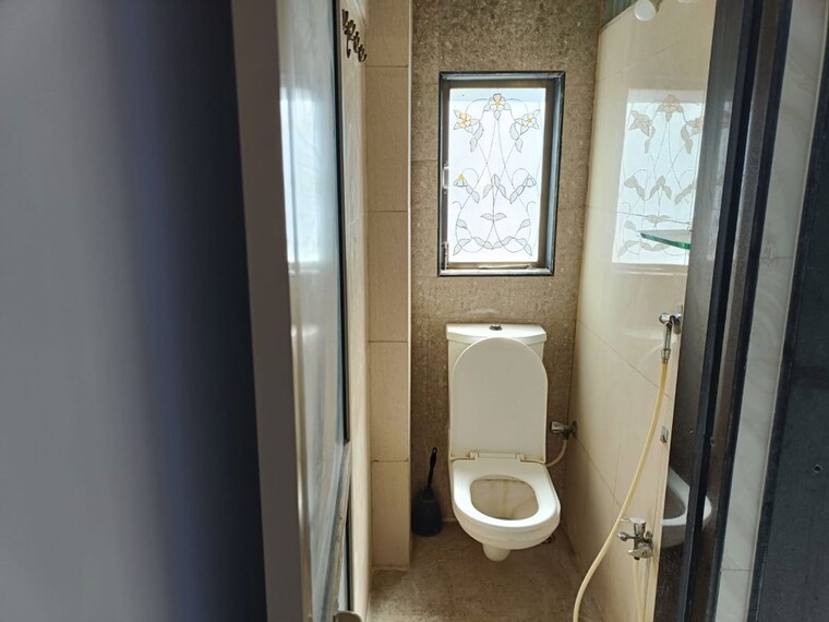Bathroom, leela-apartment-versova 1 Bedroom 530 Sq.Ft. Apartment In Versova Mumbai 10384298
