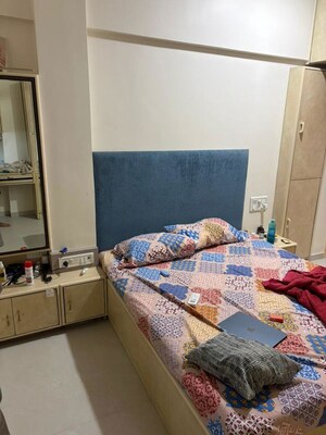 Bedroom in 2 BHK Apartment at Ashirwad CHS Santacruz East, Santacruz East – for Rent