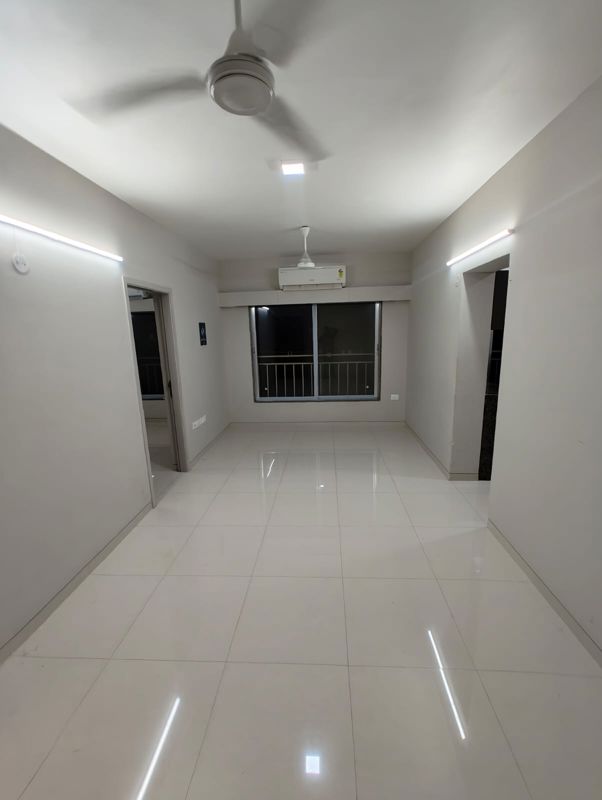2 BHK + Pooja Room,Servant Room,Study Room,Extra Room,Basement,Store Room Apartment For Rent in HDIL Dheeraj Jamuna