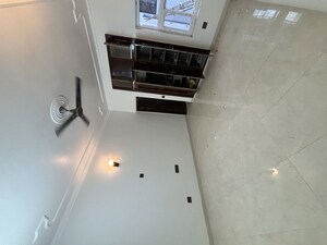 Furnished Amenities in 3 BHK Apartment at Metropark Park View Apartments, Sector 61 – for Rent