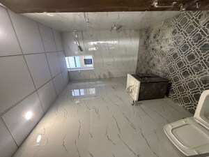 Bathroom in 3 BHK Apartment at Metropark Park View Apartments, Sector 61 – for Rent
