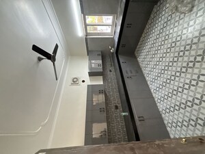 Building Lobby in 3 BHK Apartment at Metropark Park View Apartments, Sector 61 – for Rent