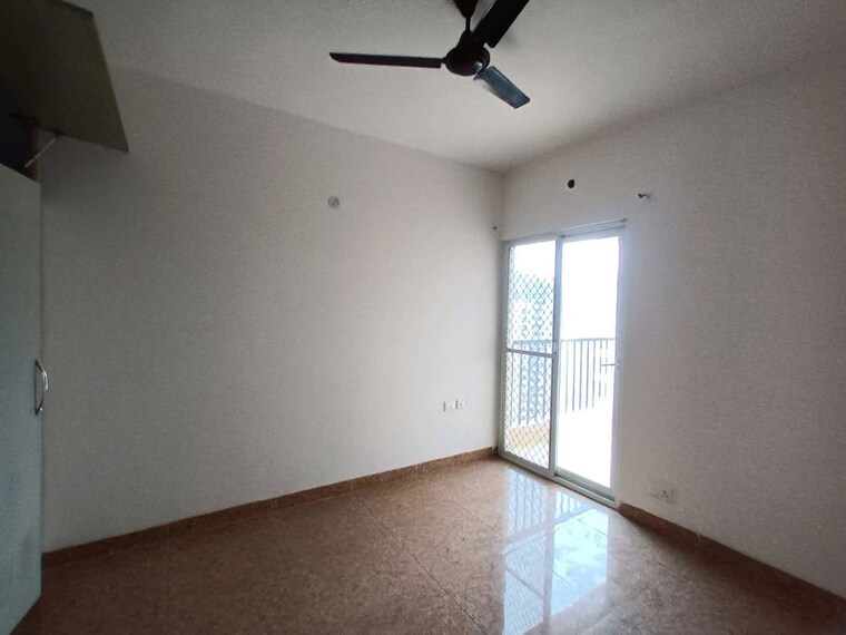 Room, ska-greenarch 2 Bedroom 1000 Sq.Ft. Apartment In Sector 16b Greater Noida Greater Noida 10410914
