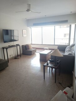 2.5 BHK + Servant Room Apartment For Rent in Venus Apartments Tardeo